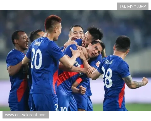 朗斯矿工文化塑造球队韧性，成对抗豪门底色