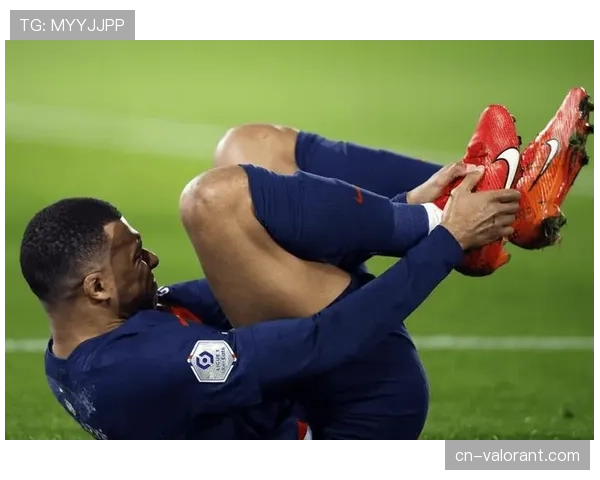 沃伦·扎伊尔·埃梅里助攻德西雷·杜埃开场3分钟破门，巴黎取得梦幻开局